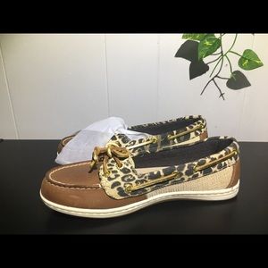 Sperry Firefish Women’s Boat Shoe 7 NIB